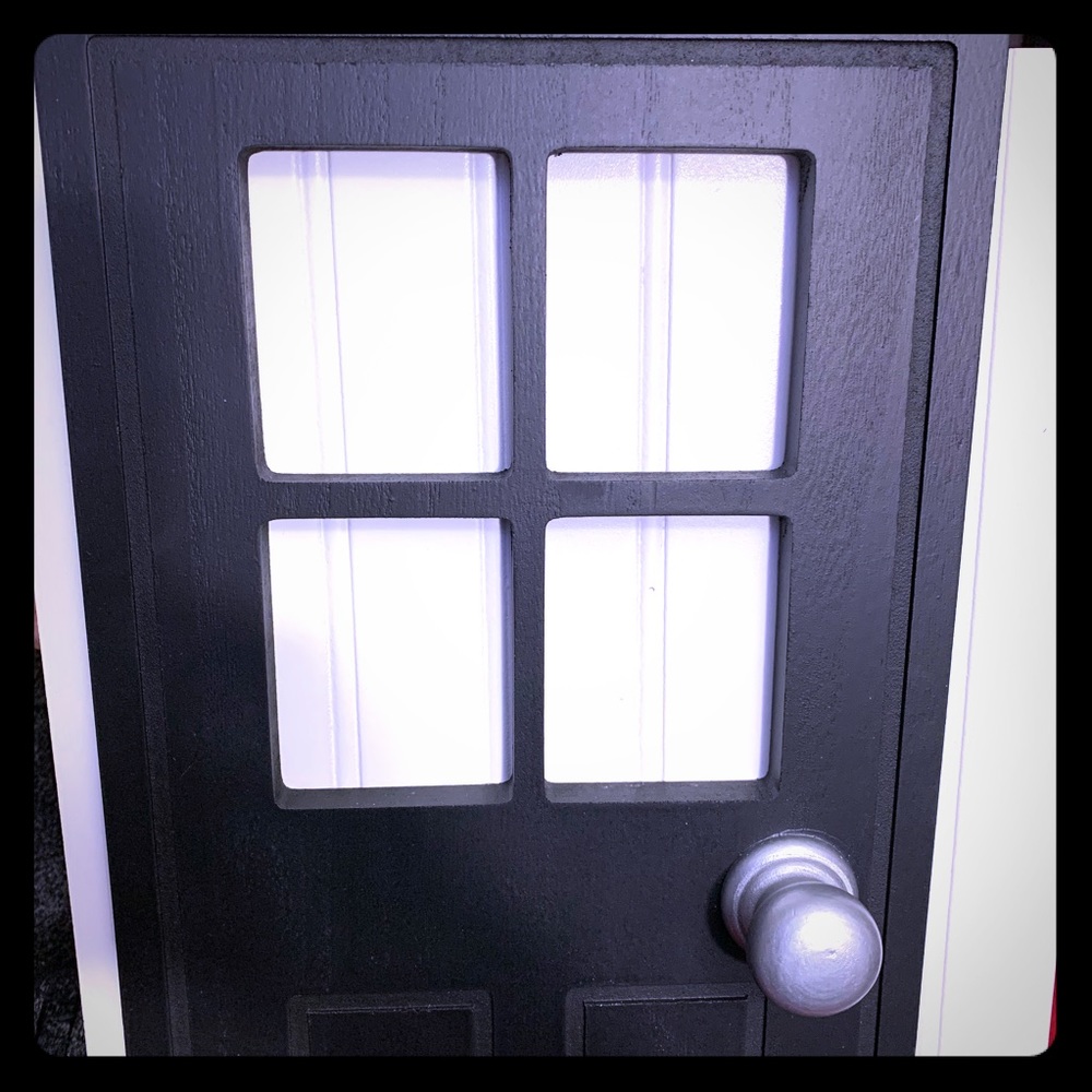 NWT 18” LONG BLACK TARGET ELF DOOR PICTURE FRAME